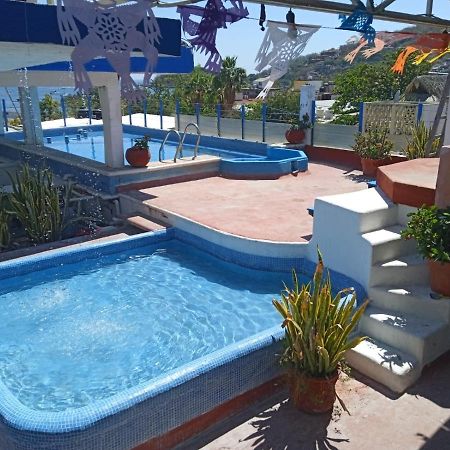 Hotel Corona Zihua シワタネホ エクステリア 写真
