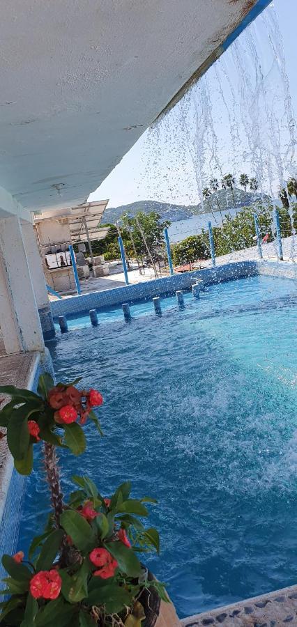 Hotel Corona Zihua シワタネホ エクステリア 写真
