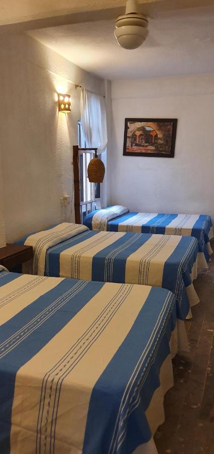 Hotel Corona Zihua シワタネホ エクステリア 写真